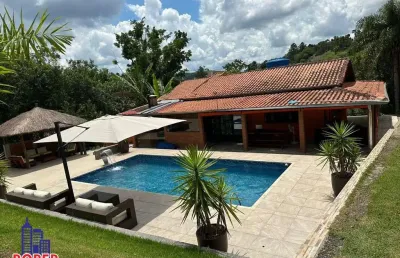 Linda chácara com 2.500 m²/casa sede /piscina/área gourmet com escritura à venda em são roque