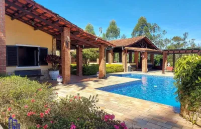Excelente casa de campo com terreno de 1.263 m²/ casa sede/ piscina/área gourmet e 10 vagas à venda no condomínio campos de mairiporã
