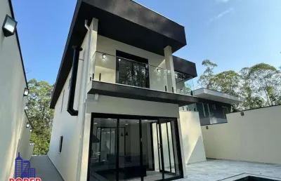 Excelente casa de alto padrão de 382 m²/3 suites/4 vagas/espaço gourmet/piscina aquecida à venda no condomínio morada da serra, barueri