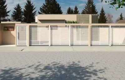 Casa com 2 quartos, piscina e área gourmet em itanhaém.