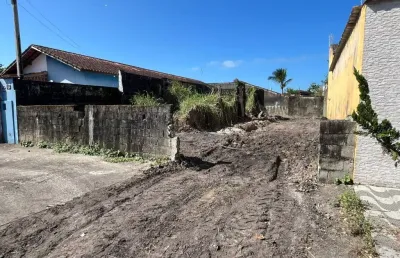 Terreno à venda na Praça Ângelo Guerra, 093, Balneário Gaivota, Itanhaém
