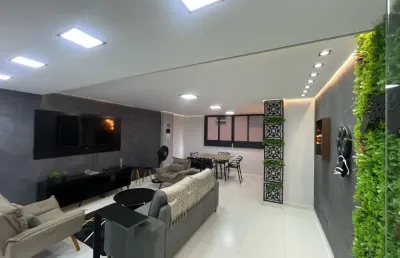 Apartamento na praia com piscina e 2 quartos em praia grande.