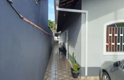 Casa com 2 quartos à venda na Praça Ângelo Guerra, 13888, Jardim Magalhães, Itanhaém
