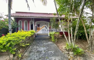 Casa à 500m do mar com 2 quartos e churrasqueira em itanhaém.