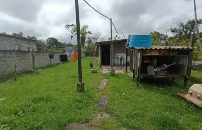 Chácara com 3 quartos e espaço para piscina em itanhaém.