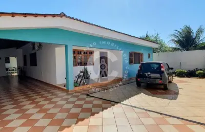 Casa à venda vila adriana foz do iguaçu  3 quartos e edícula