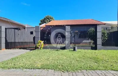 Casa à venda no jardim dona leila  2 suítes, piscina e amplo terreno