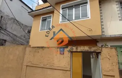 Casa com 3 quartos para alugar na rua santa mariana, 57, higienópolis, rio de janeiro por r$ 2.000
