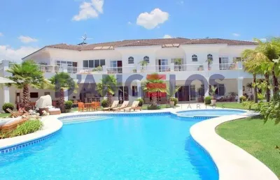 Imponente mansão à venda no jardim acapulco, guarujá-sp: 7 quartos, 7 suítes, 2 salas, 10 banheiros, 5 vagas, 1.000m².
