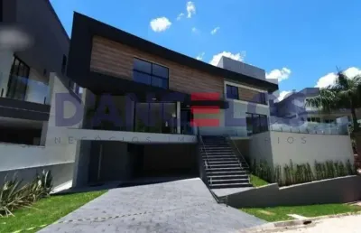 Excelente sobrado em condomínio de luxo em arujá-sp, 3 suítes e 310m² - oportunidade única no real park!