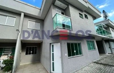Sobrado em condomínio à venda em itaquera, são paulo-sp: 2 quartos, 1 suíte, 1 sala, 2 banheiros, 1 vaga de garagem!