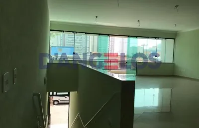 Salão comercial para locação no tatuapé, são paulo-sp: 2 salas, 2 banheiros, 2 vagas de garagem, 385m² de área. venha conferir!