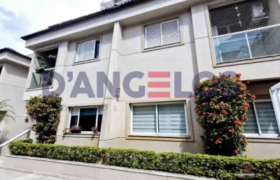 Sobrado de luxo na mooca: 3 quartos, 3 suítes, 2 salas, 5 banheiros, 4 vagas de garagem e 130m² de área. venha conferir!