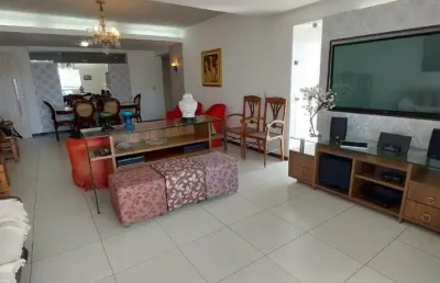 Edf. ilha de ischia - apartamento com 185m², 4 quartos sendo 2 suítes por r$ 940mil.