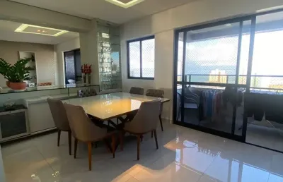 Apartamento no bairro de boa viagem com 3 quartos sendo 1 suíte com 108m² por r$ 1.300.000,00.