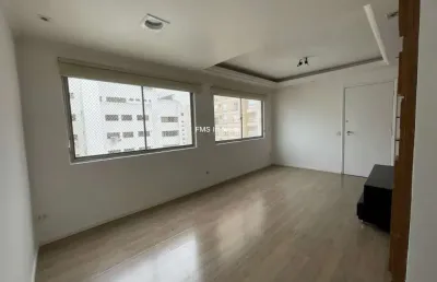 Apartamento à venda em moema, com 3 quartos sendo 1 suíte, 3 banheiros, 1 vaga.