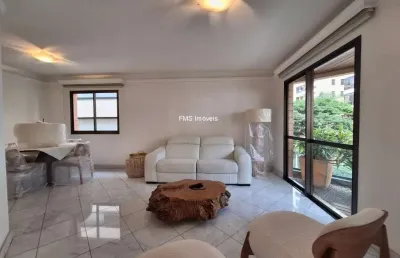 Apartamento à venda ou locação no brooklin novo, com 3 quartos sendo 1 suíte, 3 banheiros e 3 vagas de garagem.