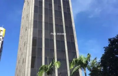 Conjunto comercial com 120m² para locação em pinheiros.