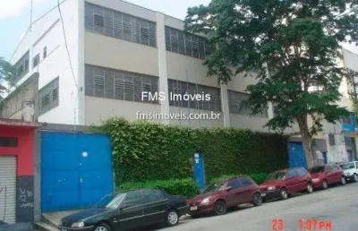Prédio comercial inteiro para locação na casa verde.