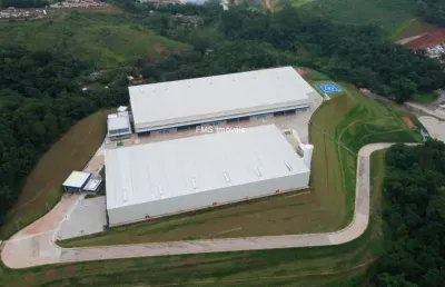 Galpão para locação em araçariguama - sp com 1.650m² de área total