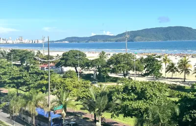 Lindo andar alto , mobiliado super bem localizado aproveite oportunidade .
