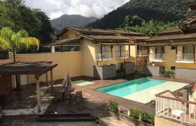 Casa no condomínio jeriva para venda com 2 quartos, 110m²
