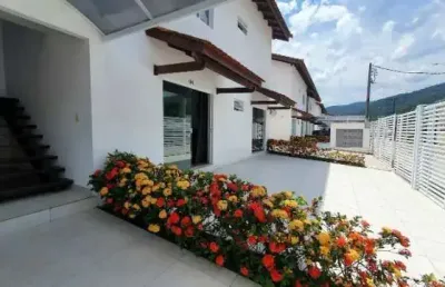 Casa no condomínio residencial perola de juquehy para venda com 2 quartos, sendo 1 suíte, 90m²