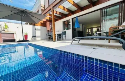 Casa no condomínio blue bay para locação com 5 quartos, sendo 5 suítes, 300m²