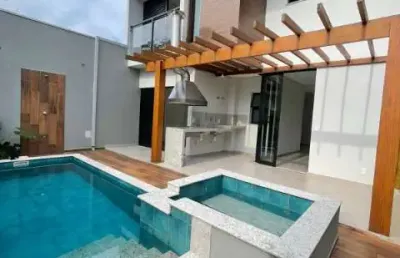 Casa no condomínio capitólio para venda com 4 quartos, sendo 3 suítes, 220m²