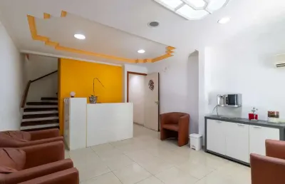 Casa tipo para venda em moema com 3 quartos, sendo 1 suíte, 150m²