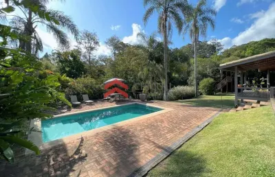 Casa em condomínio fechado com 5 quartos à venda na alameda costa rica, 10, chácaras do peroba, jandira por r$ 2.380.000