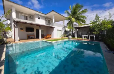 Energia solar, espaço gourmet e piscina privativa!!