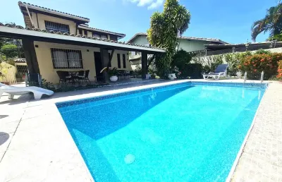 Casa com piscina em vilas do atlântico!! casa com piscina em vilas do atlântico!!