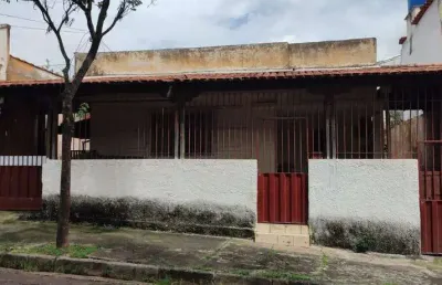 Casa com 3 quartos à venda na Rua Adelina Rita de Jesus, Alípio de Melo, Belo Horizonte