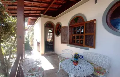 Excelente casa estilo colonial 5 quartos com 4 vagas