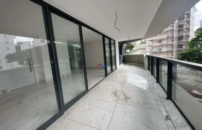 Área privativa, 4 quartos, 3 vagas, pronto para morar