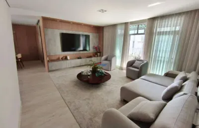 Excelente apartamento de 03 quartos, com 186m², varanda e 02 vagas livres!
