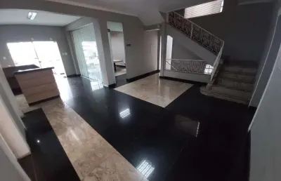 Casa comercial para alugar na Avenida do Contorno, Prado, Belo Horizonte