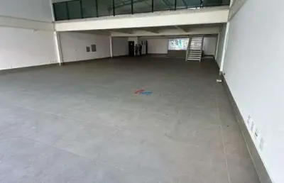 Lojão em excelente localização, para vários segmentos