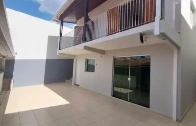 Casa  belíssima para locação com 03 dormitórios no bairro do alvinópolis