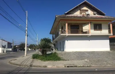 Sobrado no jardim iririú com 3 quartos para venda, 250 m²