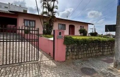 Casa com 4 quartos à venda na Rua Prefeito Helmuth Fallgatter, 515, Boa Vista, Joinville