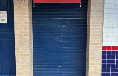 Sala comercial no centro com 0 quartos para locação, 42 m²
