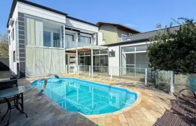 Sobrado no floresta com 4 quartos para venda, 240 m²