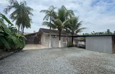 Casa no paranaguamirim com 4 quartos para venda, 144 m²