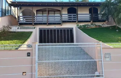 Casa com 4 quartos à venda na Rua Ouro Verde, 127, Saguaçu, Joinville