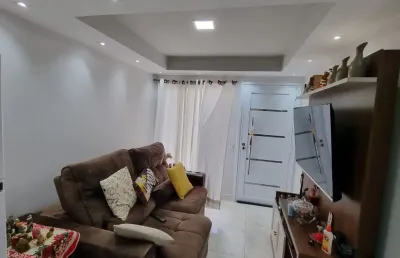 Casa térrea em condomínio – planejados e churrasqueira