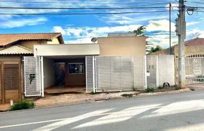 Casa comercial com 3 quartos - excelente localização - avenida mário palma - ribeirão do lipa