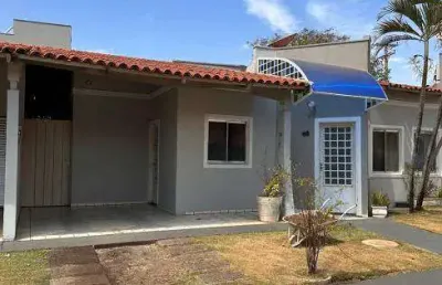Casa térrea com 3 quartos - região do bom clima - condomínio hawaii residence - próximo do parque