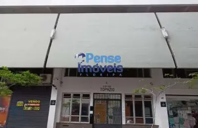 Apartamento com 2 quartos à venda na rua tiradentes, 224, centro, florianópolis por r$ 600.000